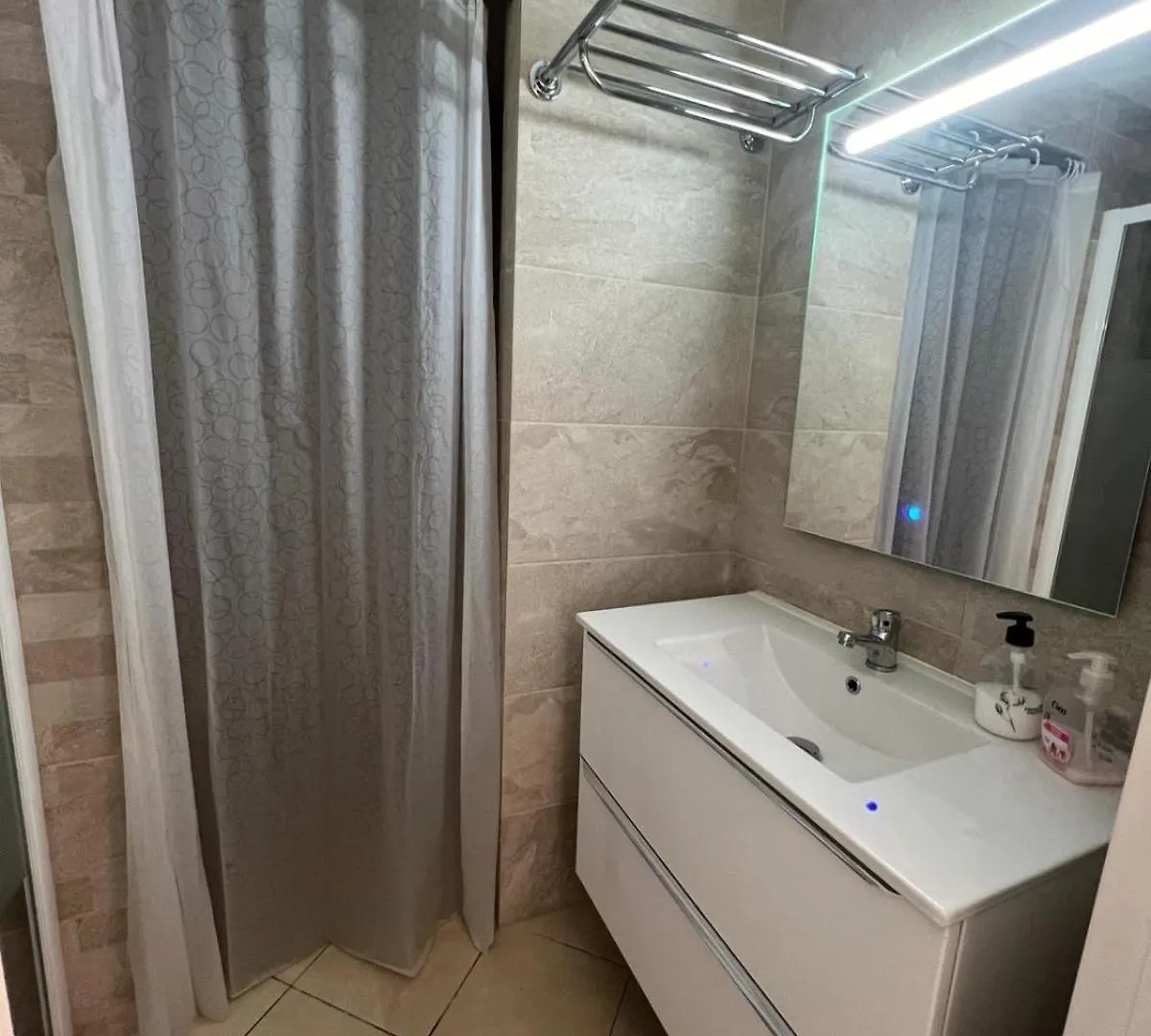 Apartamiento Vista Al Mar - Holiday Center En ロザス アパート