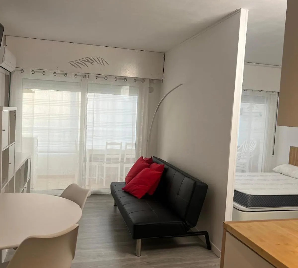 Apartamiento Vista Al Mar - Holiday Center En ロザス スペイン